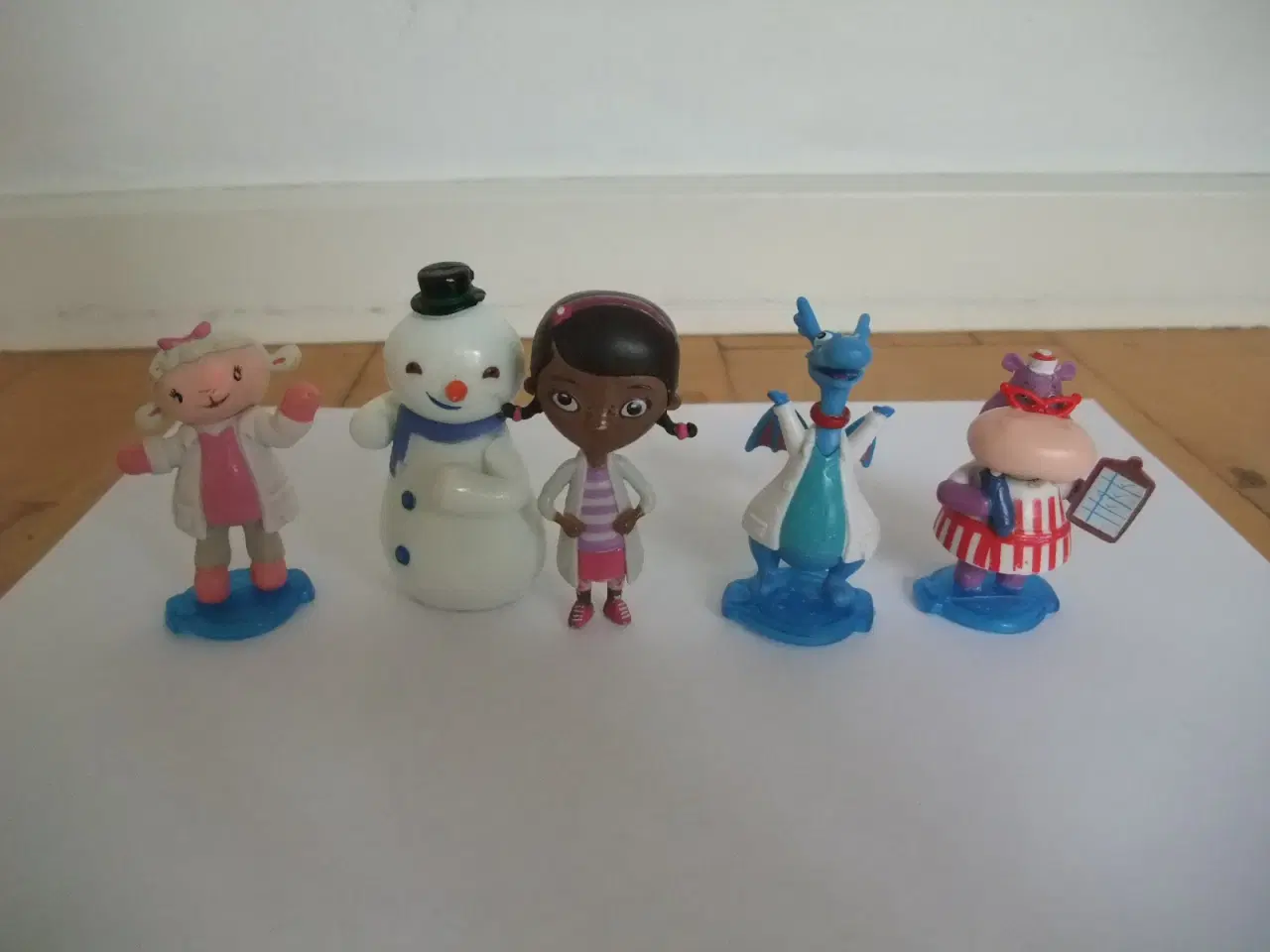 Billede 1 - Doc McStuffins figurer