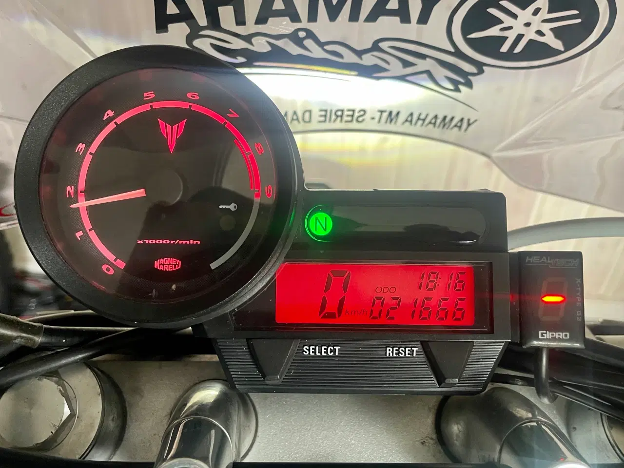 Billede 11 - Yamaha MT03. Nysynet