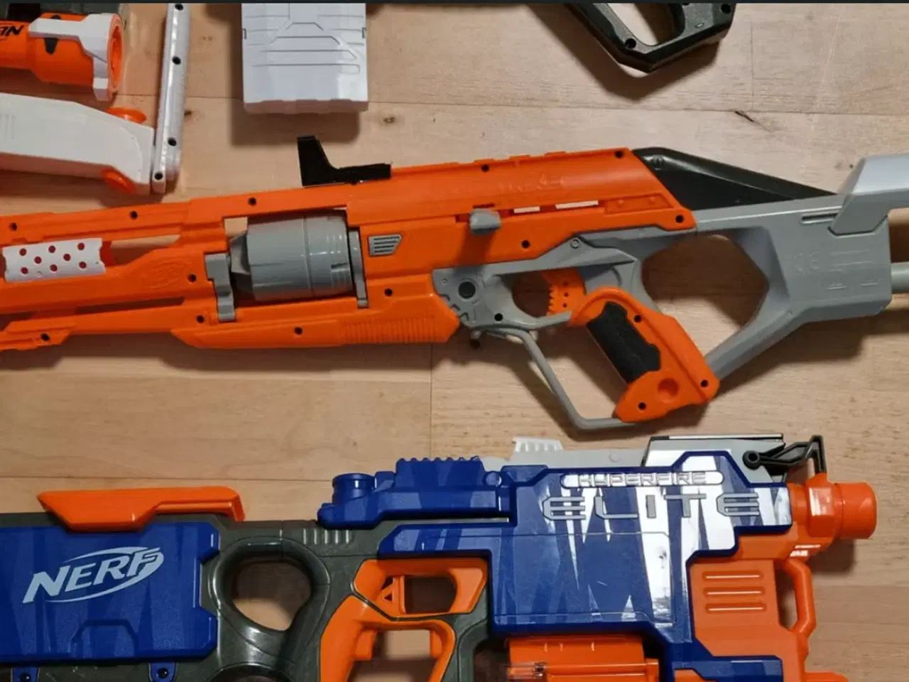 Billede 2 - Diverse nerfguns samt mål