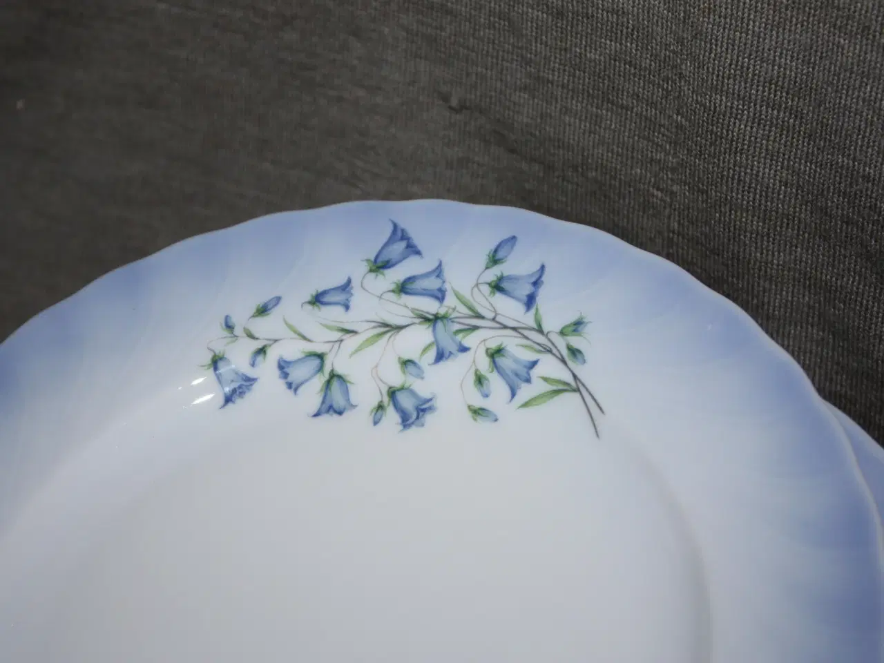 Billede 2 - Christineholm Firkløveren nr. 1 klokkeblomst