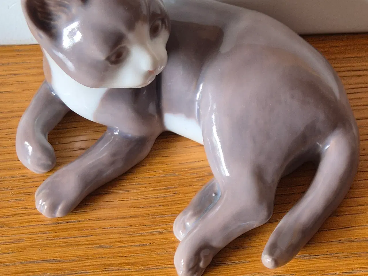 Billede 2 - B & G figur Kat nr. 2514