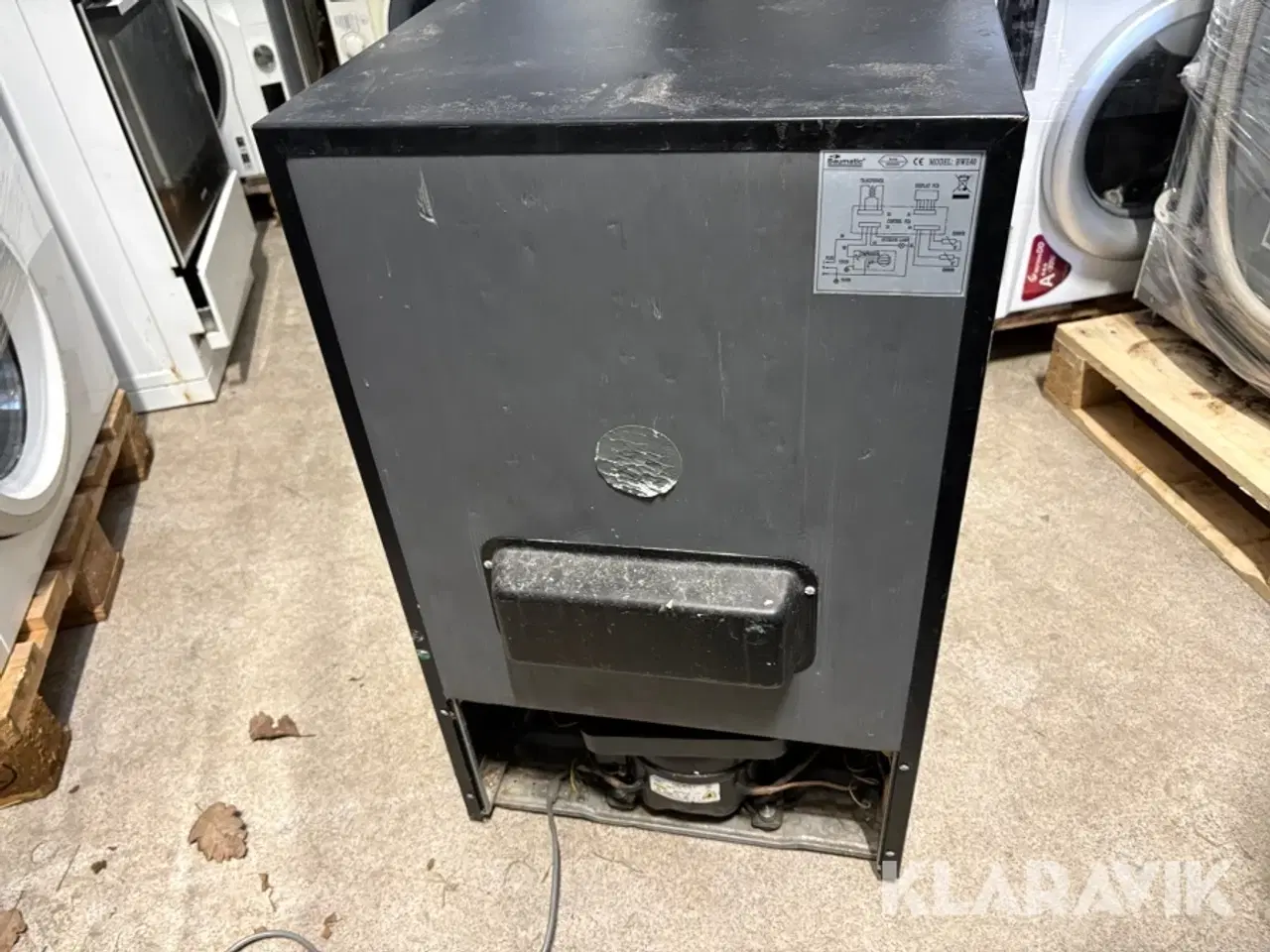 Billede 9 - Vinkøleskab Baumatic BWE40