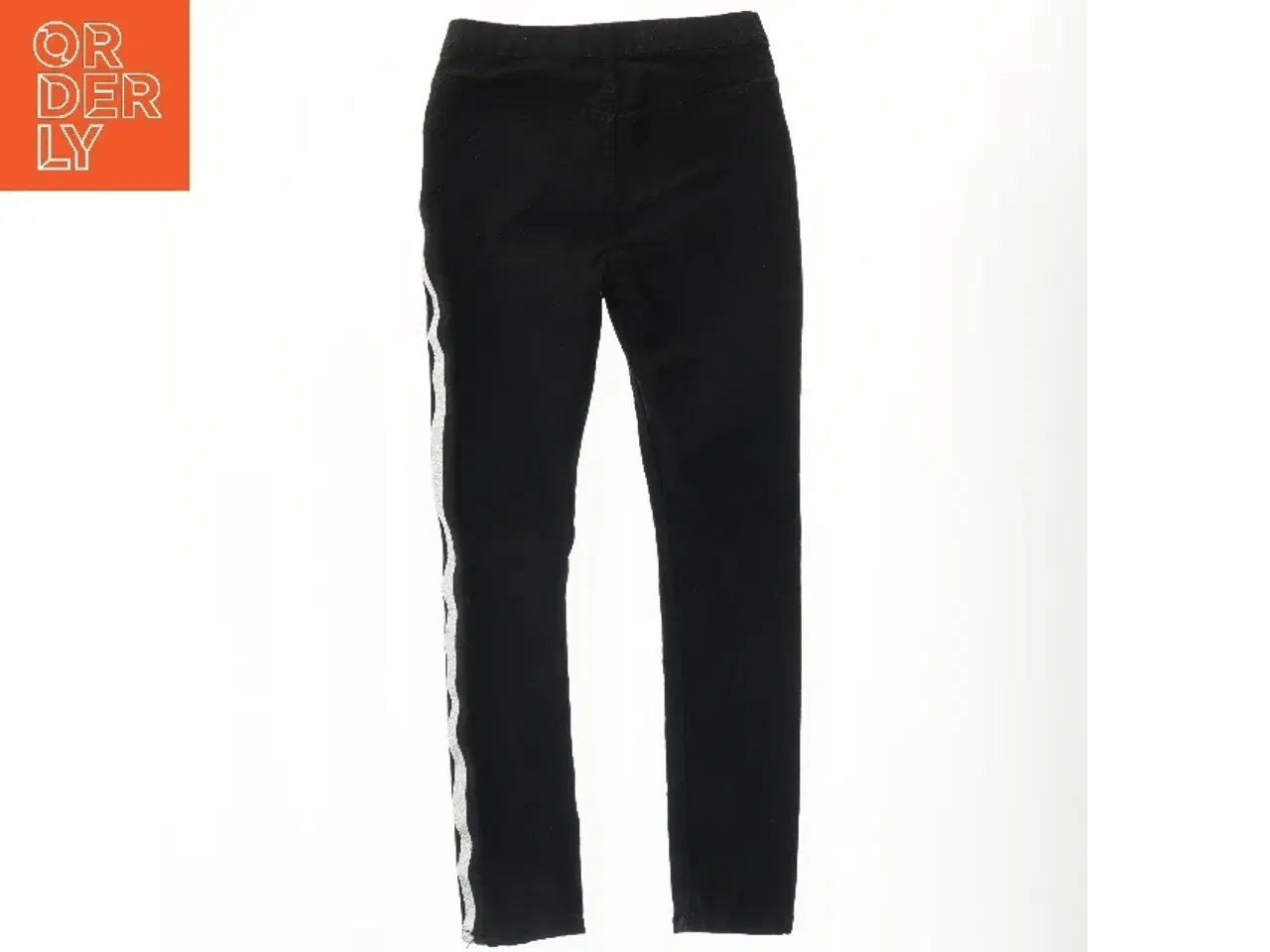 Billede 2 - Lange sorte bukser med glitter striber fra H&M (str. 134)