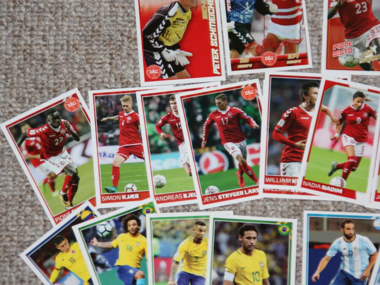 Billede 6 - Fodboldstjerner samlealbum 2018 edition DBU