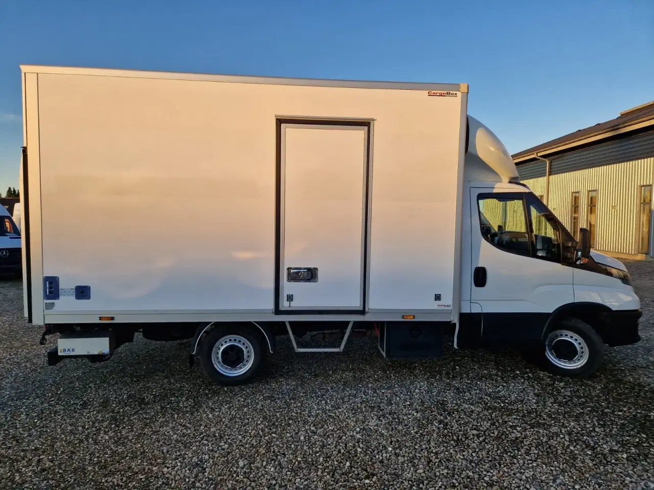 Billede 6 - Iveco Daily 2,3 35S14 Alukasse m/lift AG8