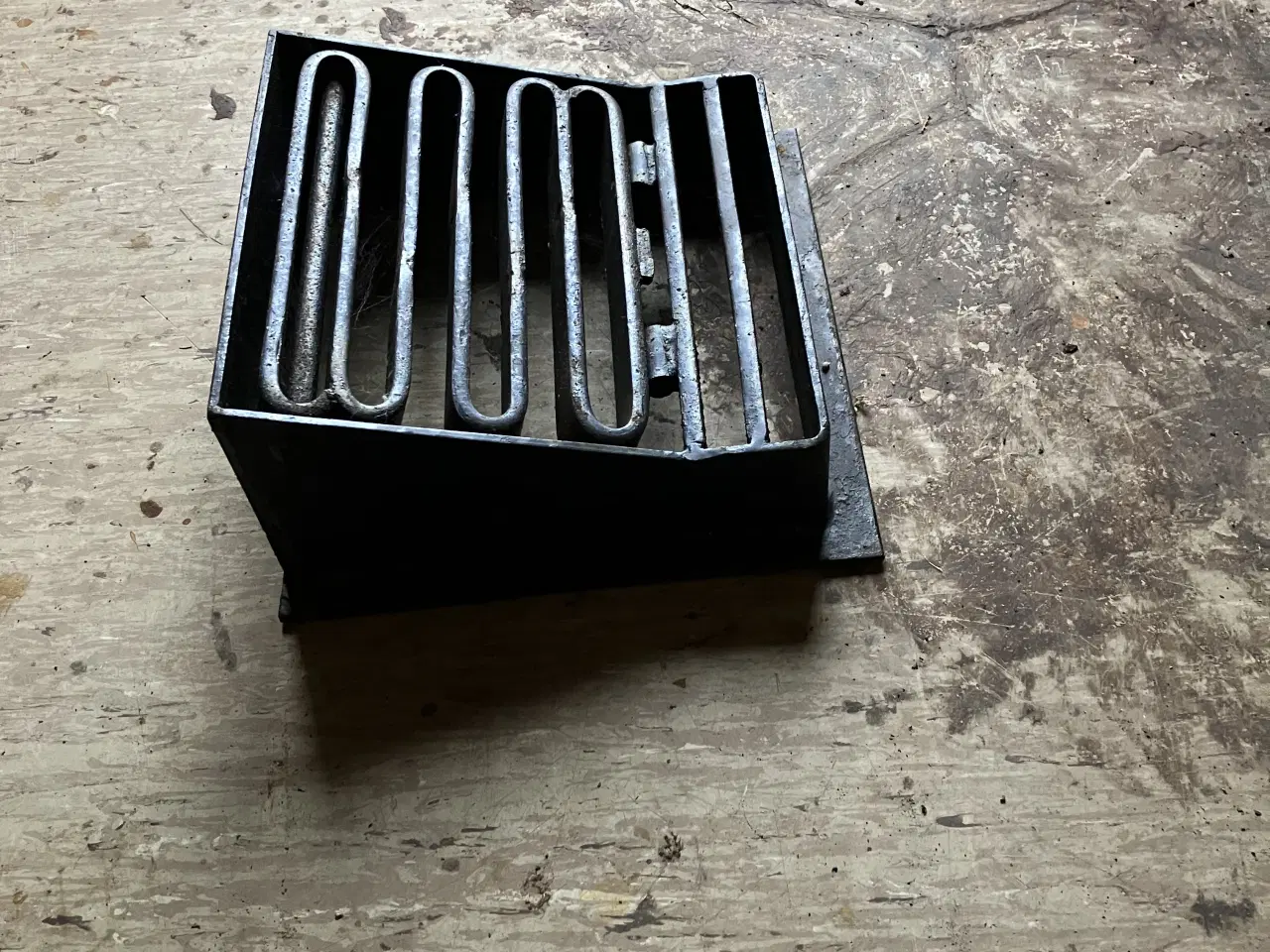 Billede 1 - Opkørselsrist skrå. Fra vej til fortov