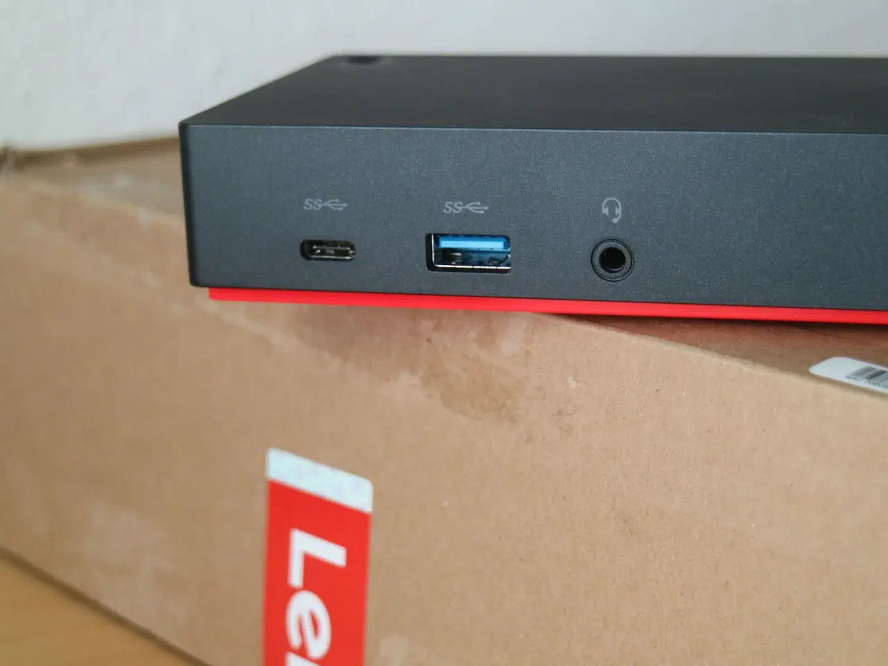 Billede 2 - Lenovo Hybrid Dock (40AF)
