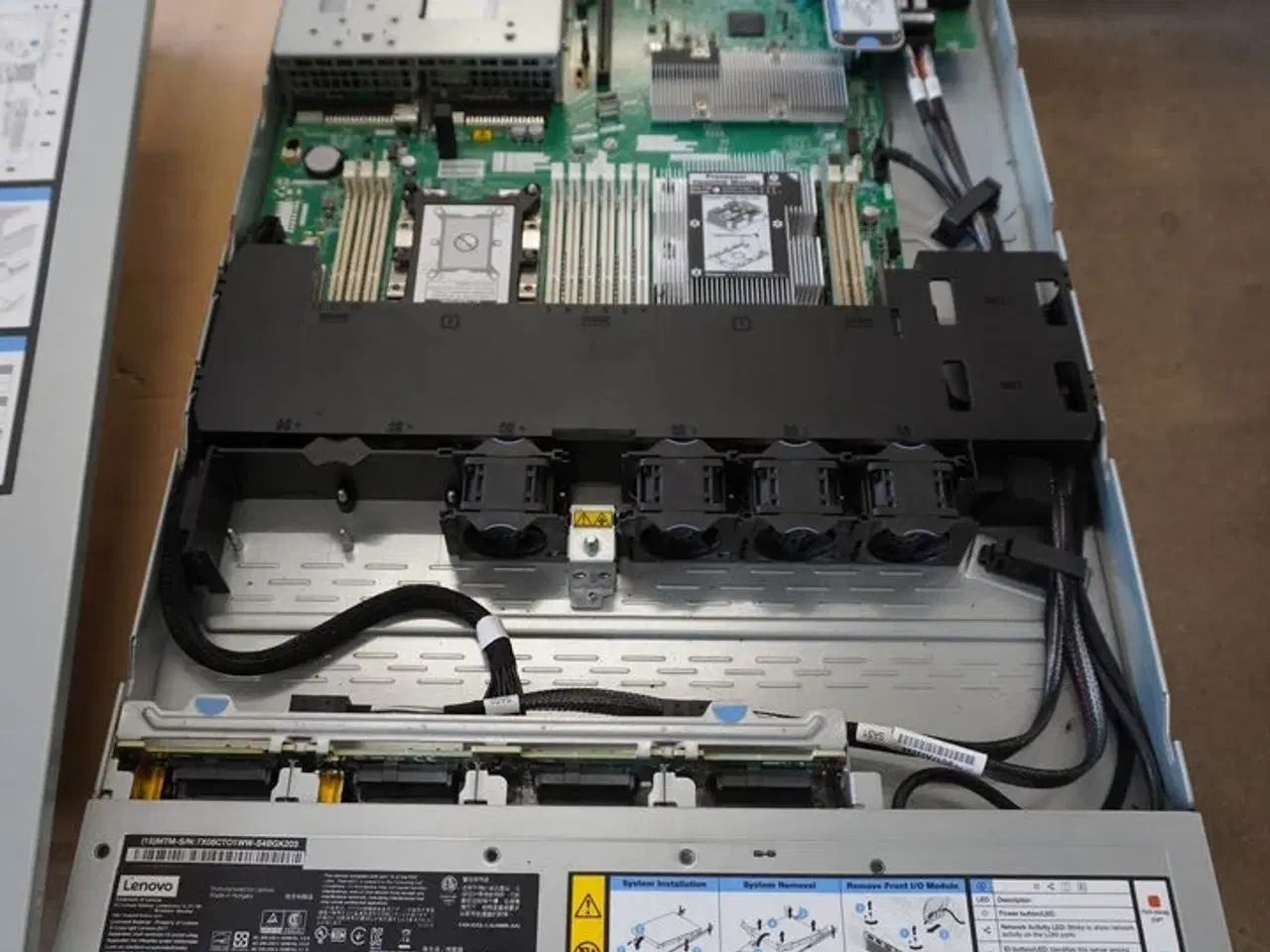Billede 3 - Server LENOVO MT 7X08 (Forsendelse ikke muligt)