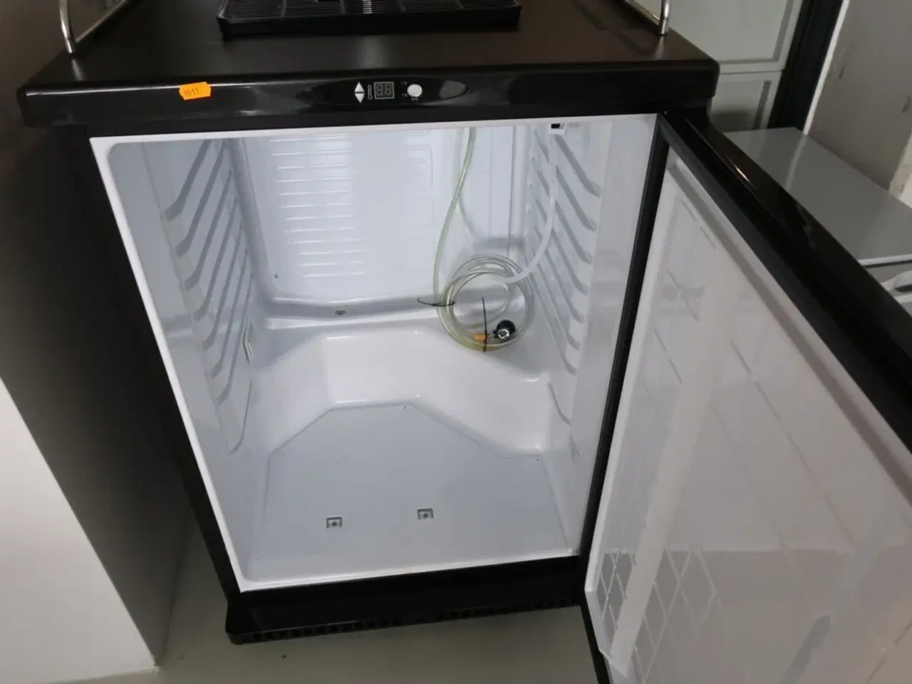Billede 8 - Køleskab med taphane MANGROVE JACKS KEGERATOR