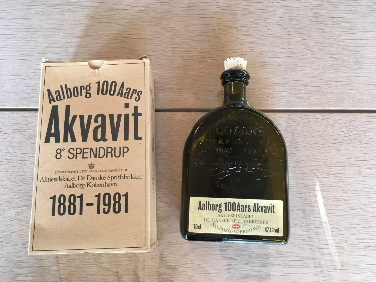 Billede 1 - Aalborg 100 aars Akvavit 1881-1981