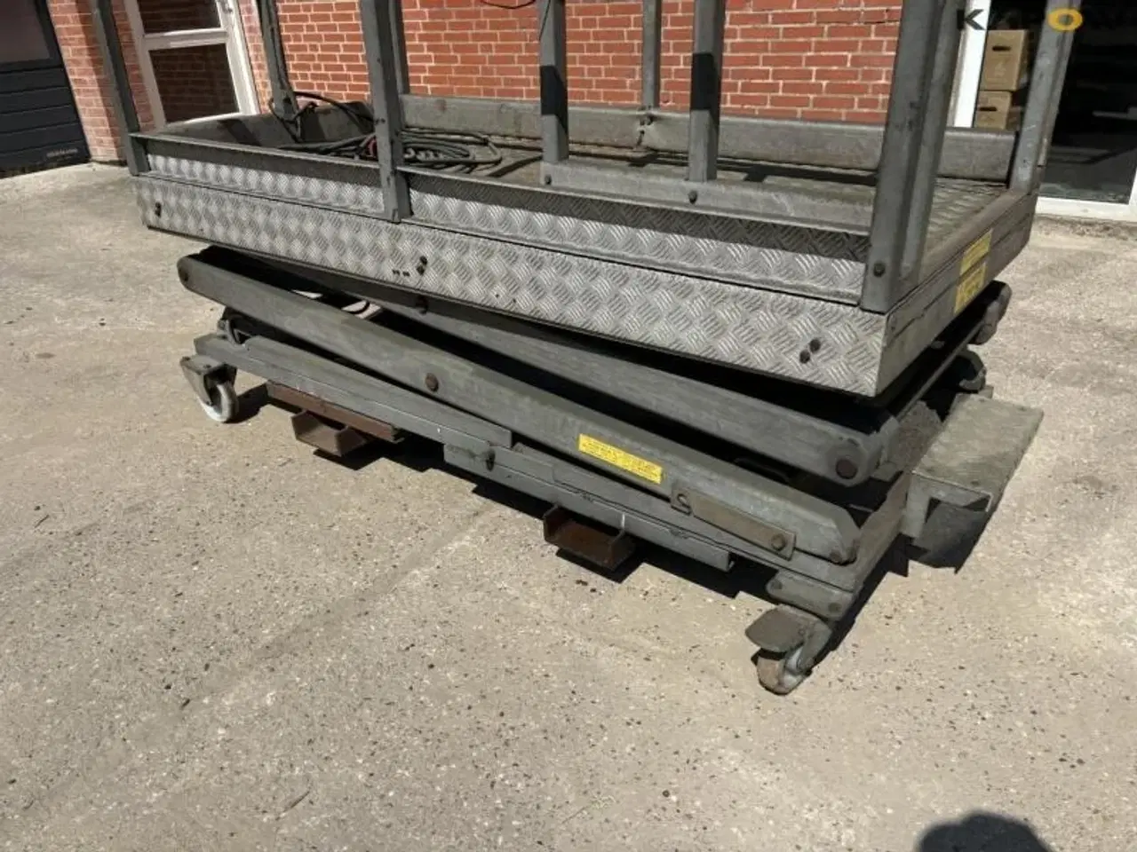 Billede 9 - - - - Sakselift