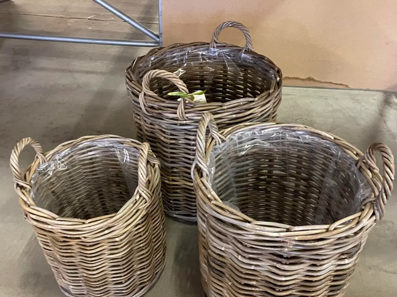 Billede 18 - Ophørsudsalg på par op til 90% på nye møbler