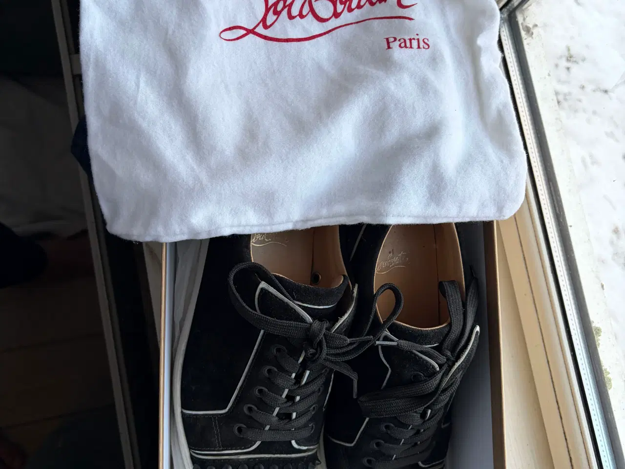 Billede 2 - Næsten ubrugte Christian louboutin