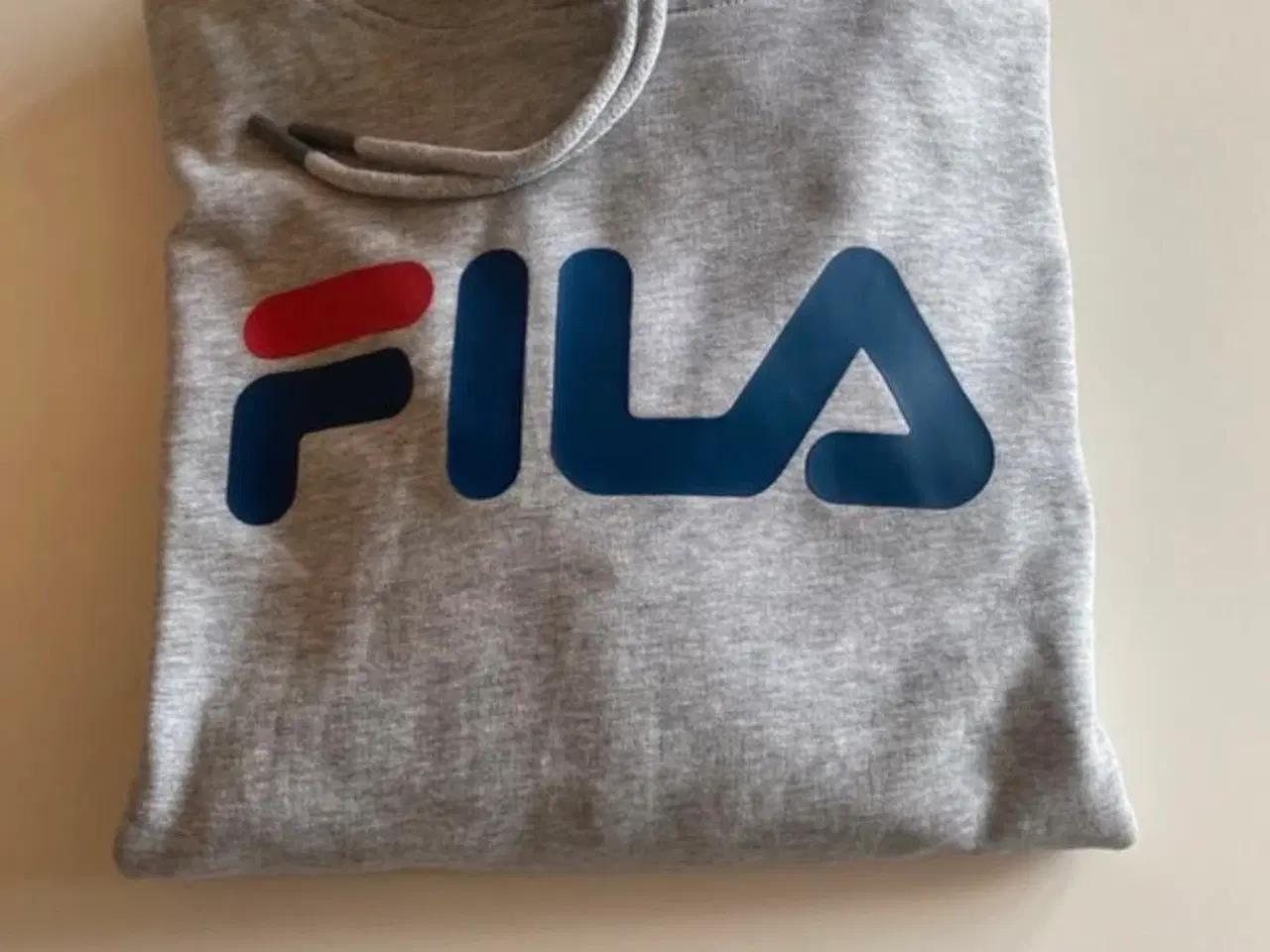 Billede 14 - Fila hætte trøje str M