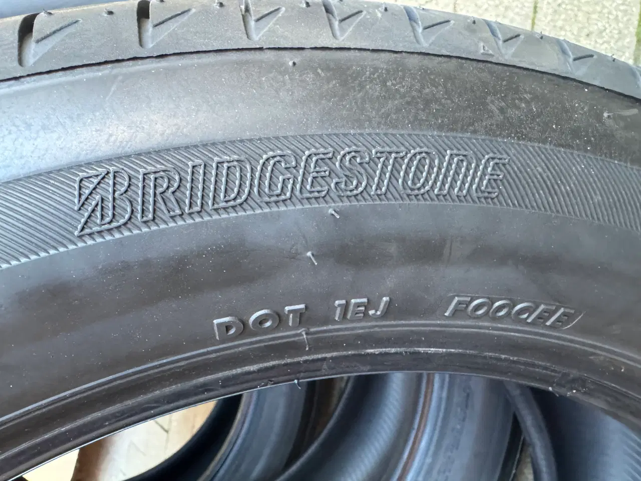 Billede 2 - Bridgestone Alenza Dæk 235/55R19 – 4 Ubrugt Sommer