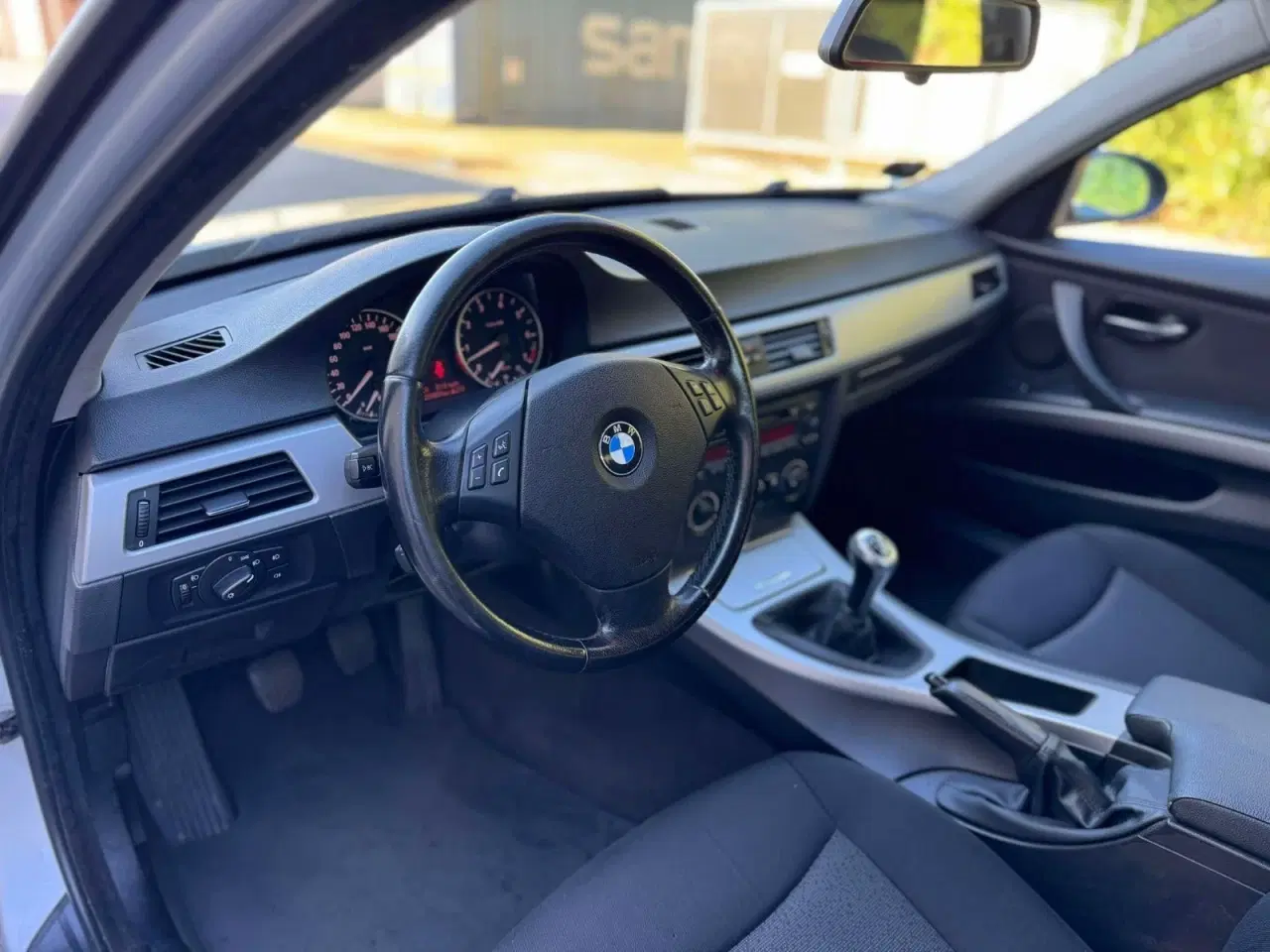 Billede 14 - BMW 318i 2,0 