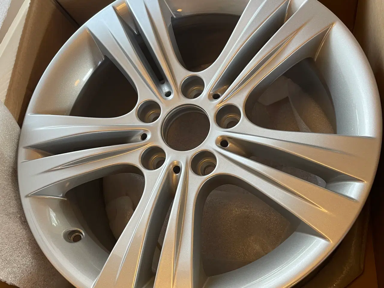 Billede 1 - BMW fælg 17”