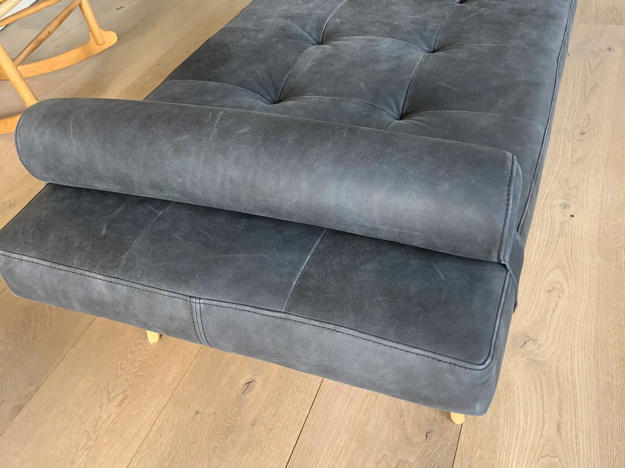 Billede 1 - Daybed i blåt læder 