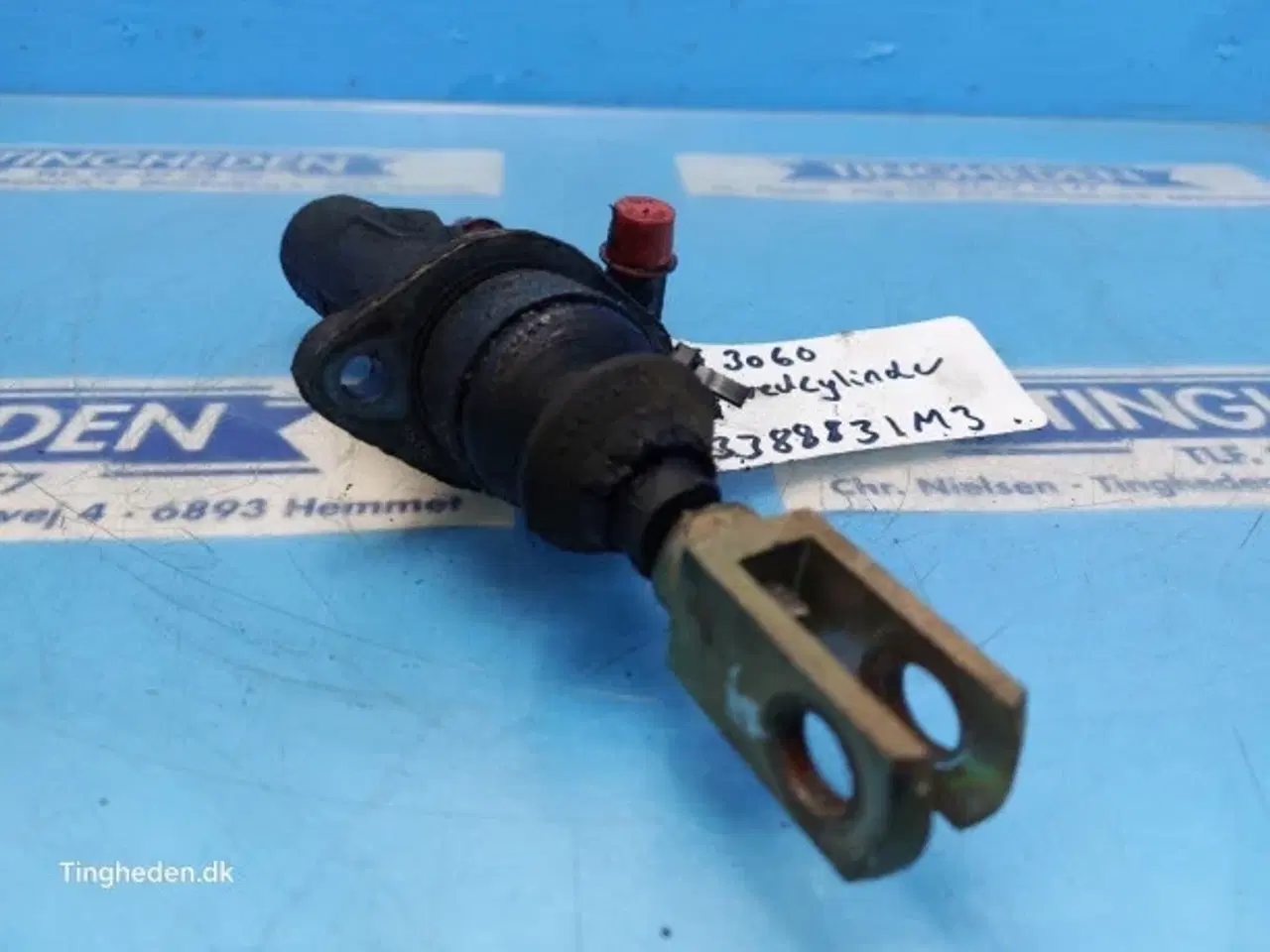 Billede 2 - Massey Ferguson 3060 Hovedcylinder 3388831M3