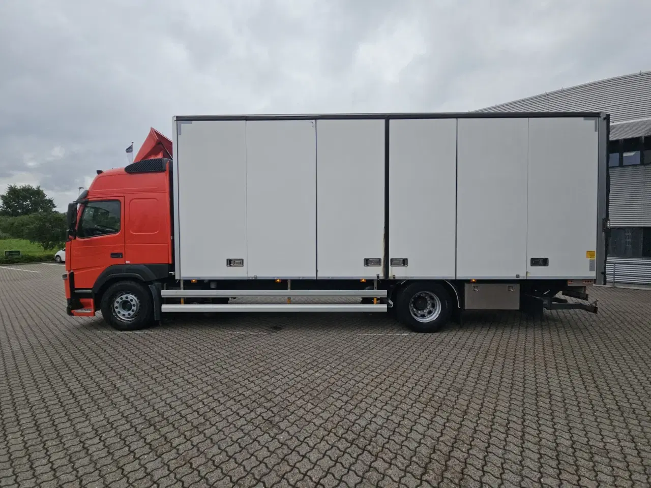 Billede 3 - Volvo FM340, Lukket kasse