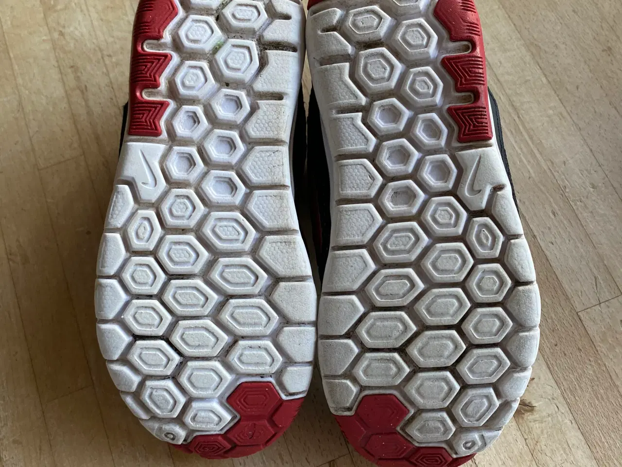 Billede 4 - Nike kondisko str. 32