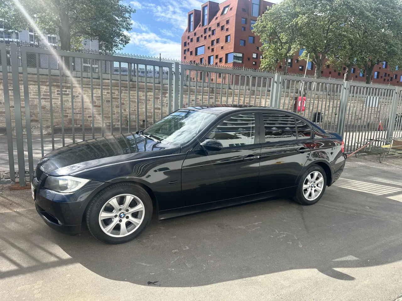 Billede 3 - BMW 320d Shadow Line – Manuel – Ny motor/kæde