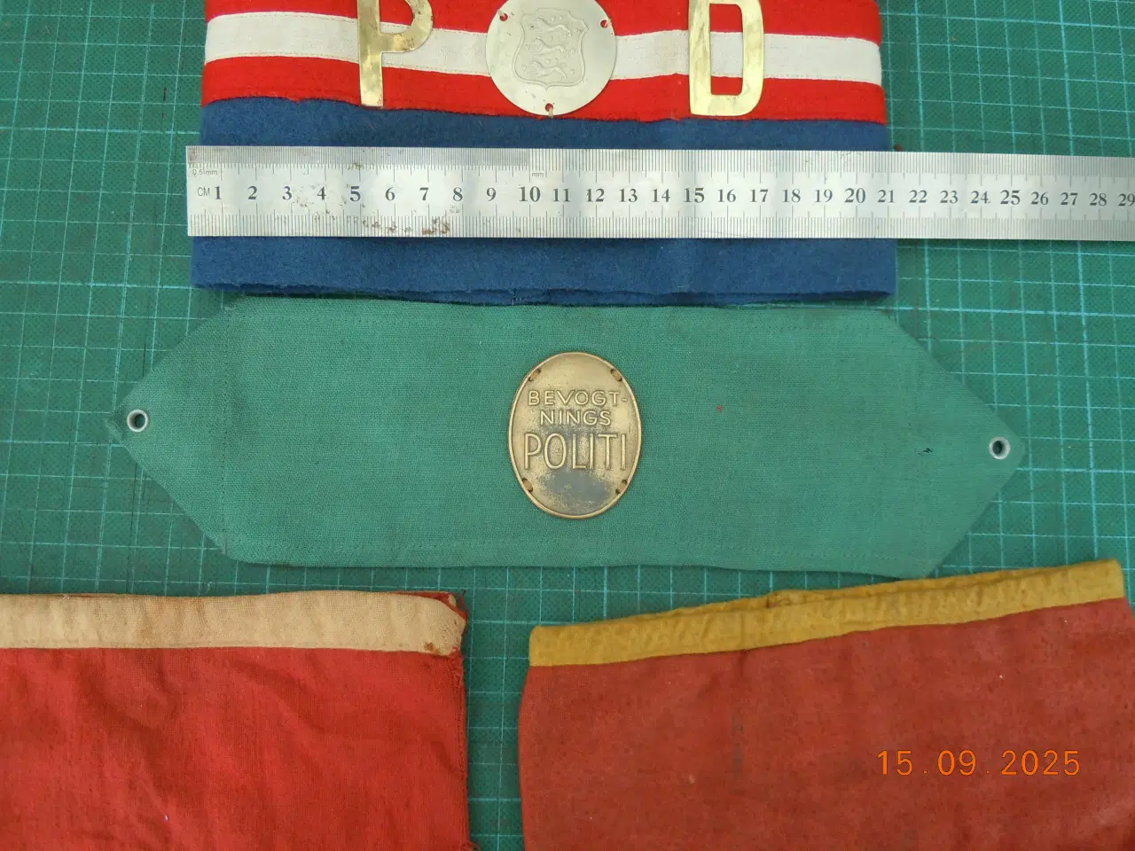 Billede 3 - Armbind fra Besættelsestiden.