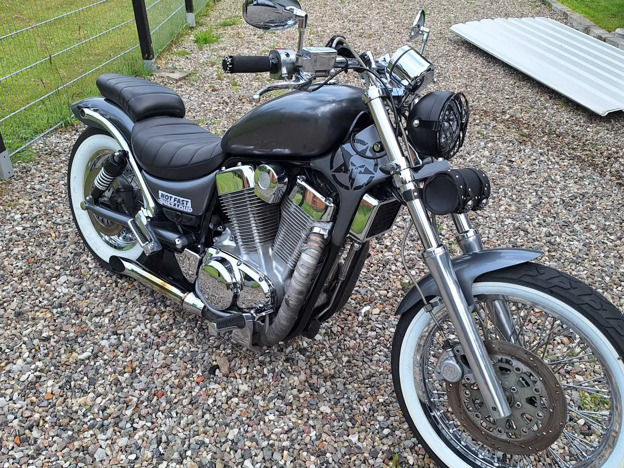 Billede 1 - Suzuki Intruder vs 1400 Nysynet 