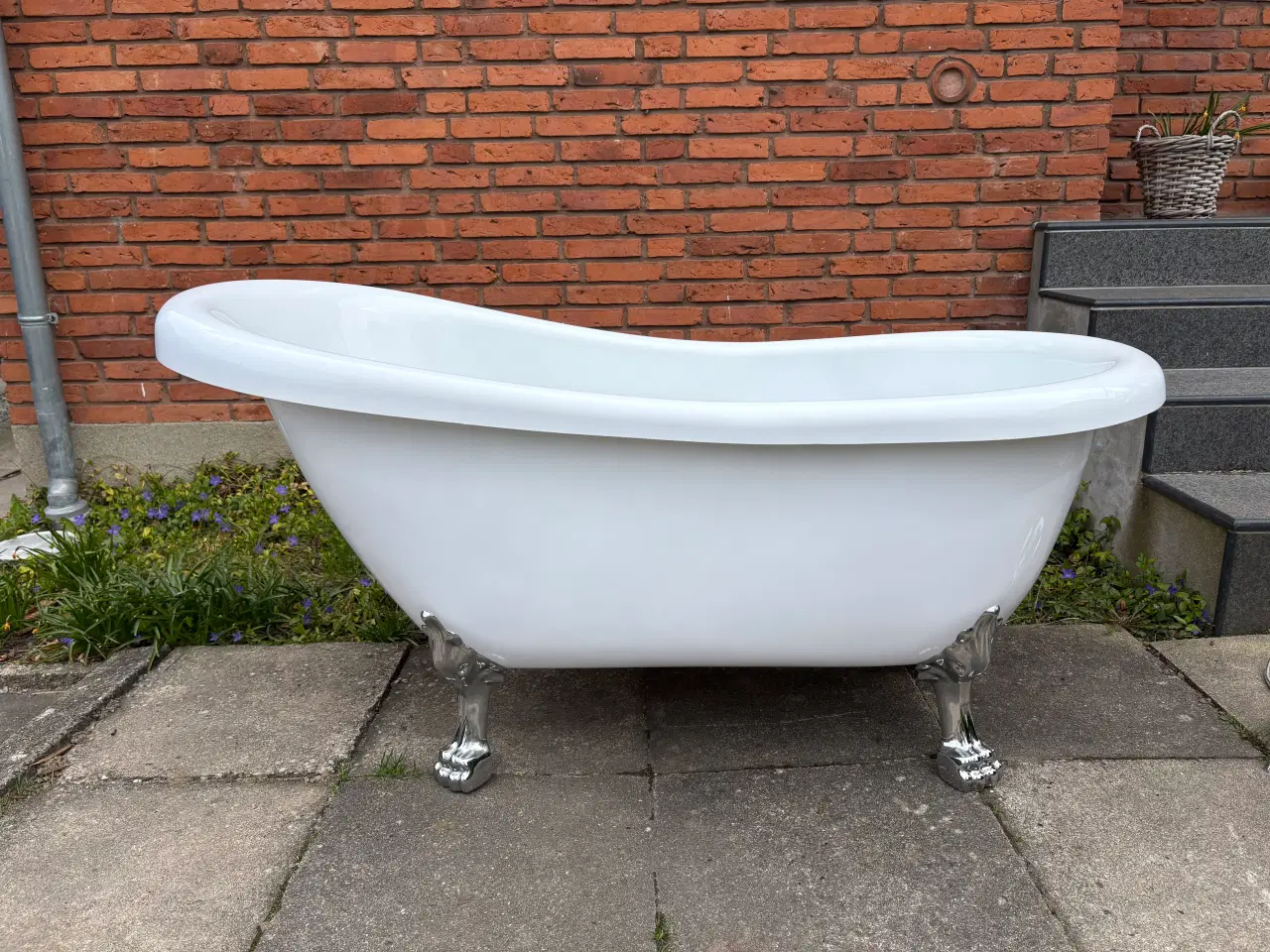 Billede 1 - Rigtigt fint badekar på løvefødder