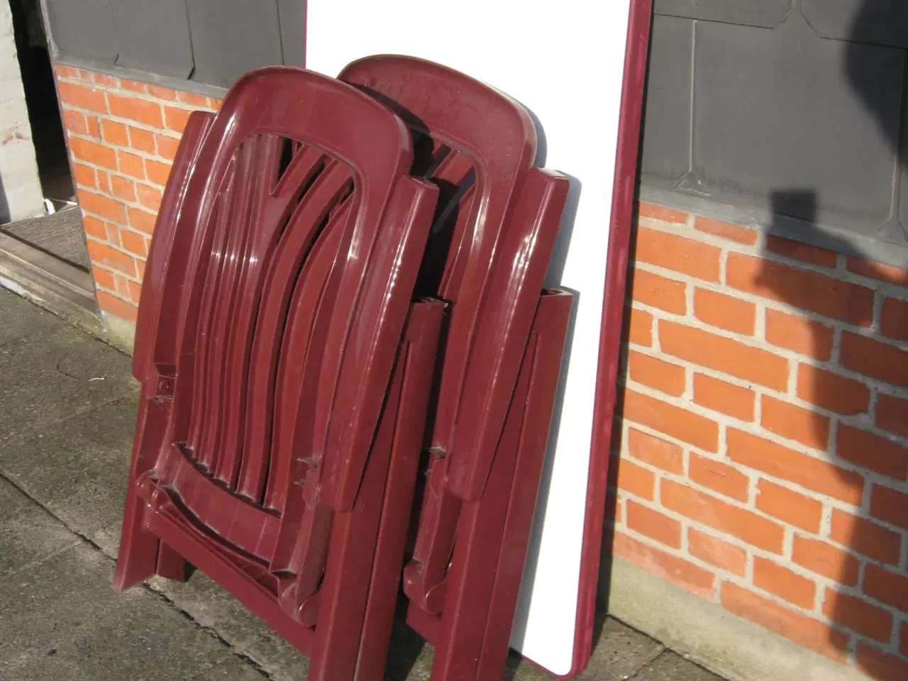 Billede 10 - Campingbord / Havebord med to stole