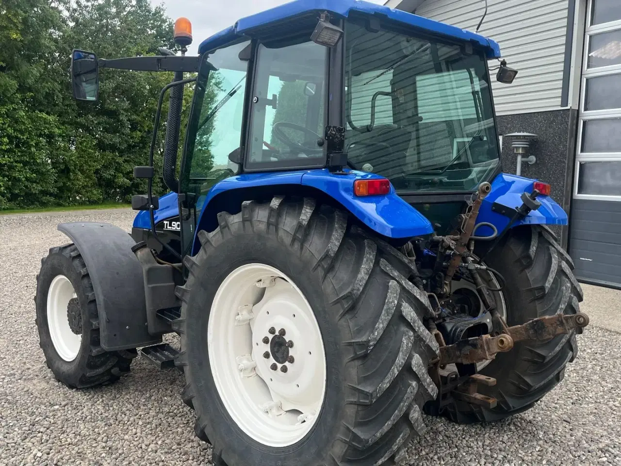 Billede 3 - New Holland TL90 Med frontlift