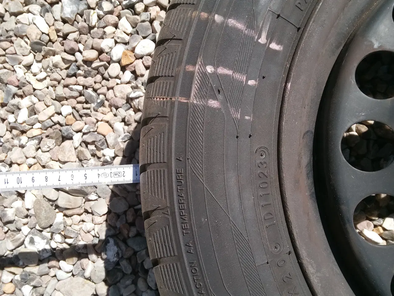 Billede 1 - Sommerdæk til VW f.e. Touran 205/60 R16