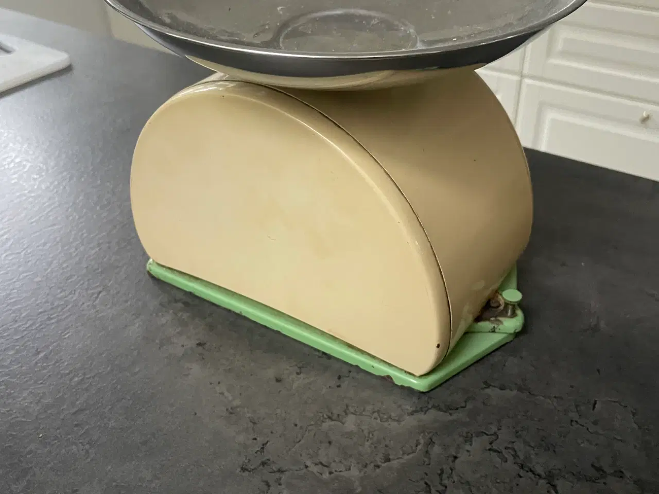 Billede 2 - Gammel køkkenvægt vægt