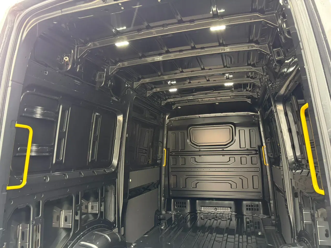 Billede 12 - MAN TGE 3.160 A8 L3H3, Kassevogn