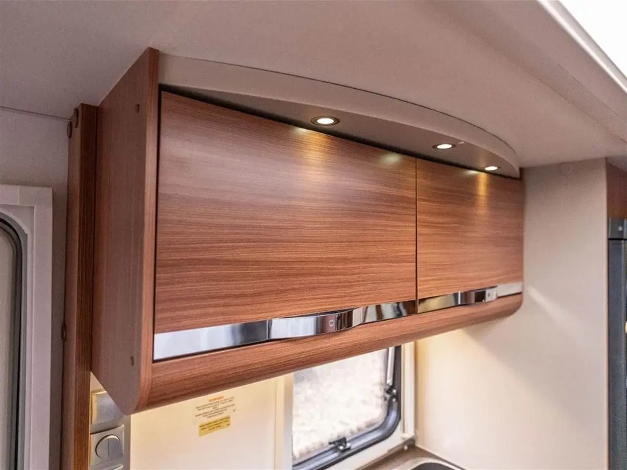 Billede 17 - 2013 - Adria Adora 563 PT   Rigtig fin vogn med køjer og dobbeltseng