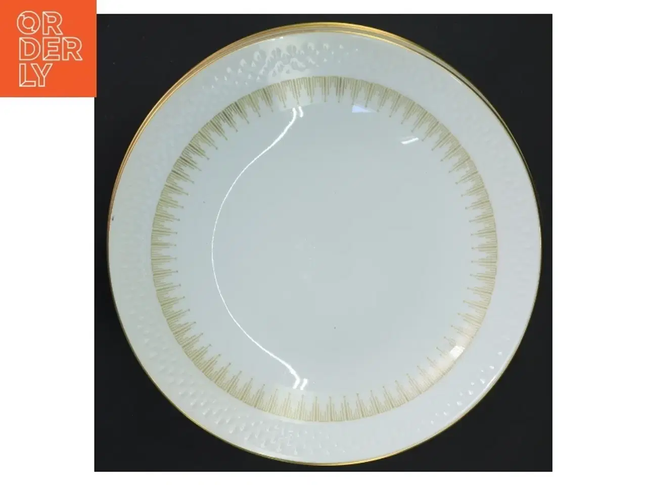 Billede 2 - Porcelæn tallerkener med guldkant fra Alka Kunst, Mnchof (str. Ø 22x3,5 cm)