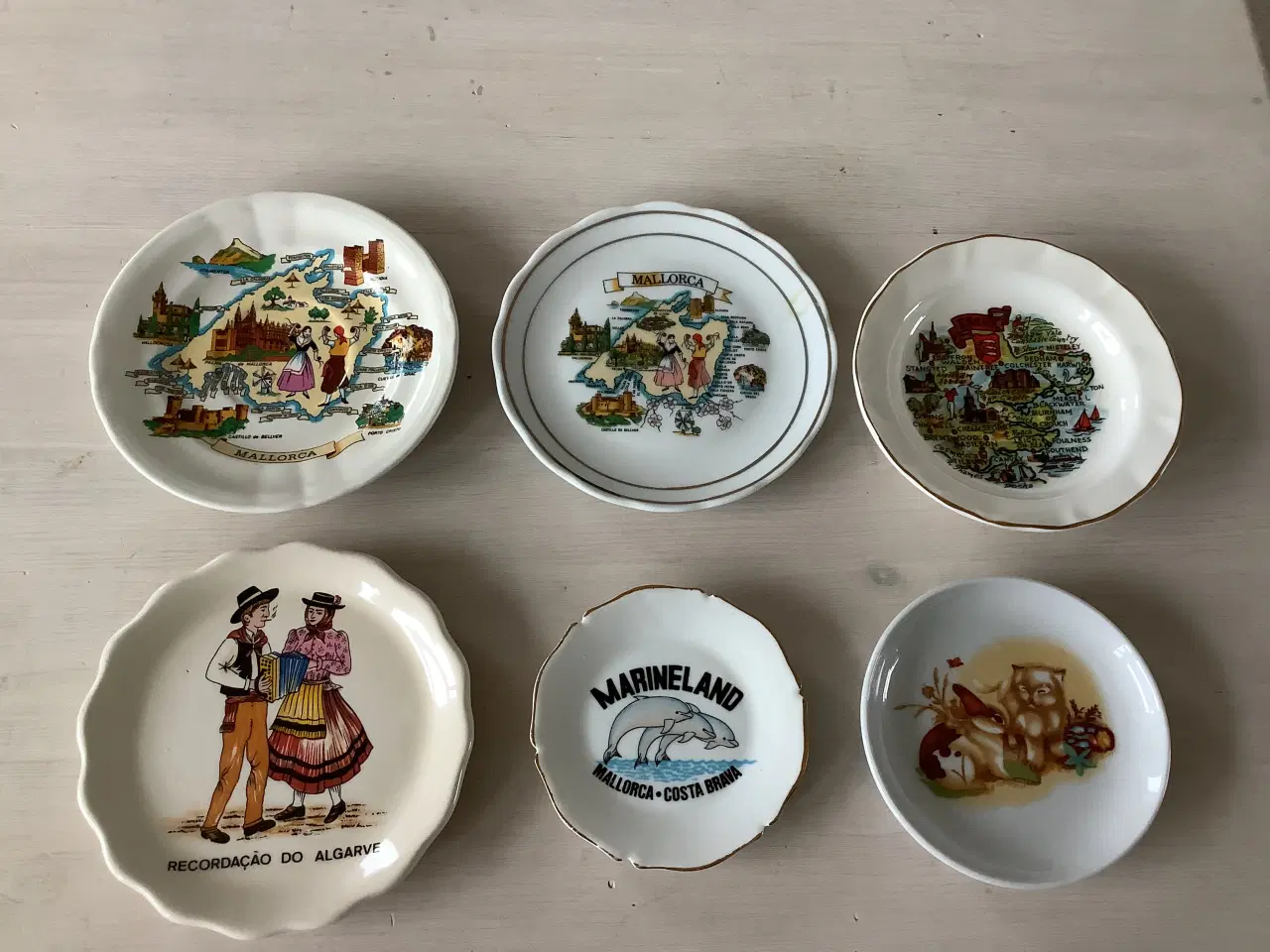 Billede 1 - Platter fra flere lande.