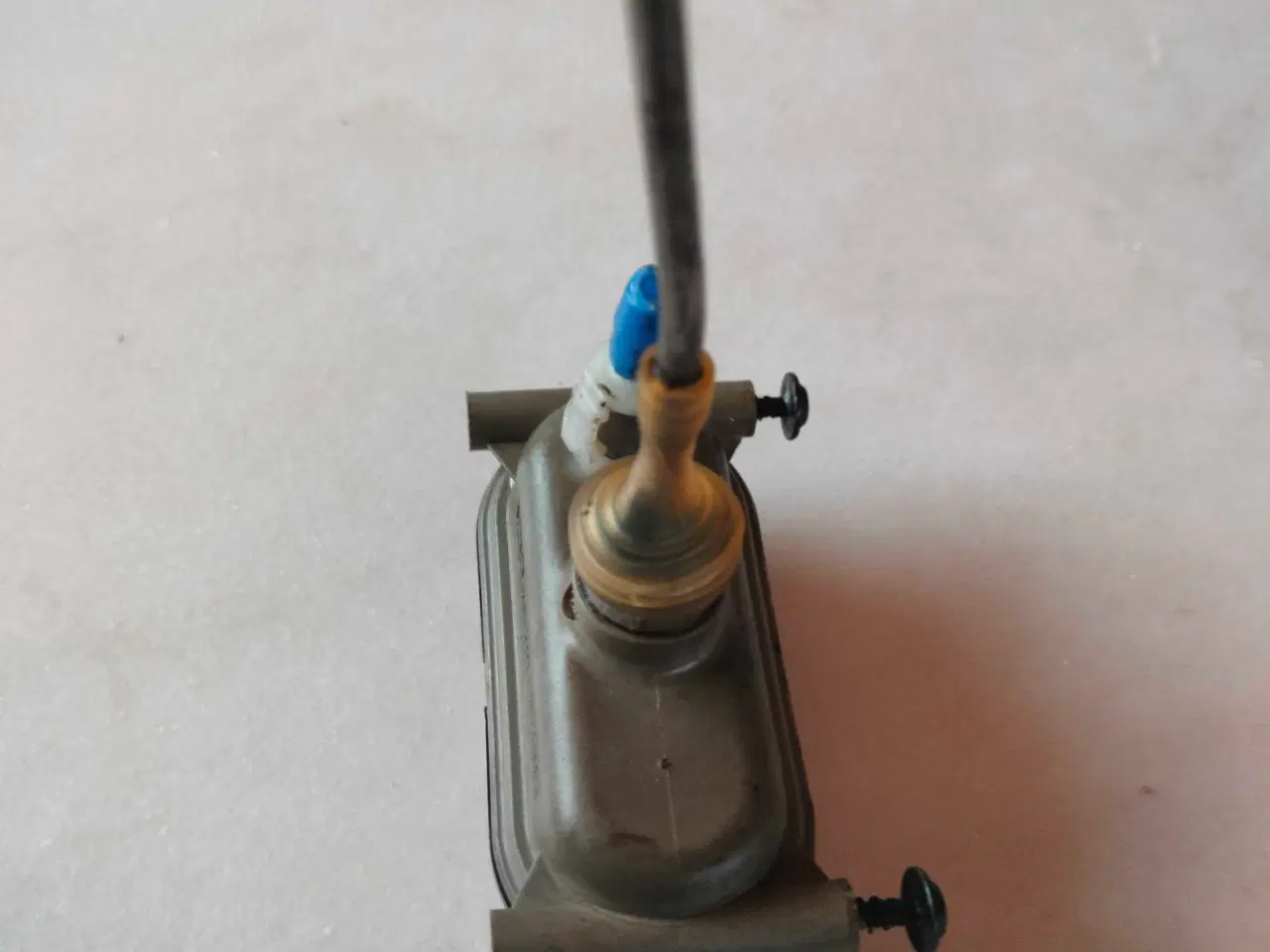 Billede 3 - Centrallås enhed bagklap VW Golf 3/Vento