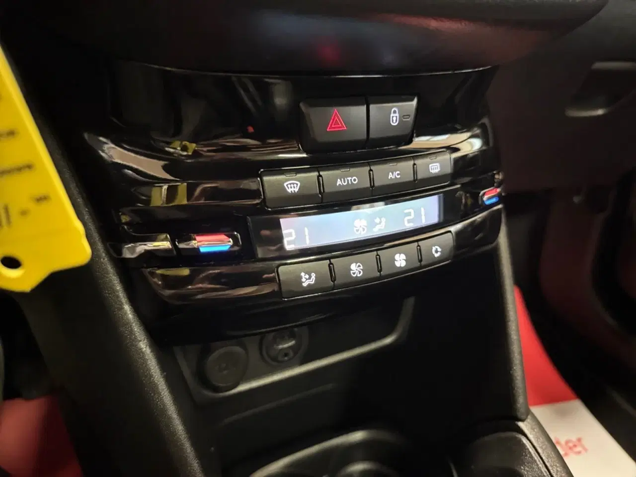 Billede 11 - Peugeot 208 1,2 VTi 82 Chili Sky