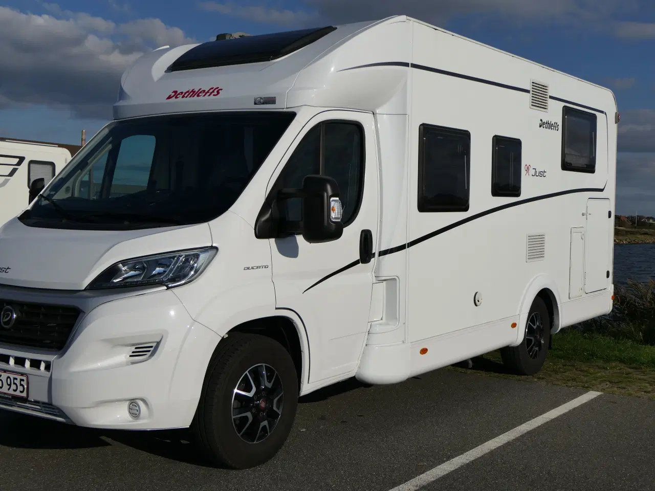 Billede 1 - Dethleffs T 6812 EB JUST 90 2,3 140 HK