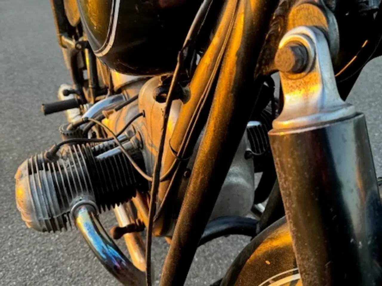 Billede 8 - BMW R50 Rå mn kører godt mek. iorden med patina