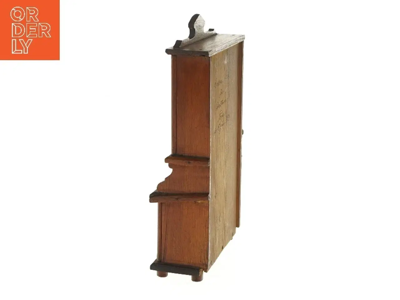 Billede 3 - Miniature træskab med glaslåger (str. 25x6x15 cm)