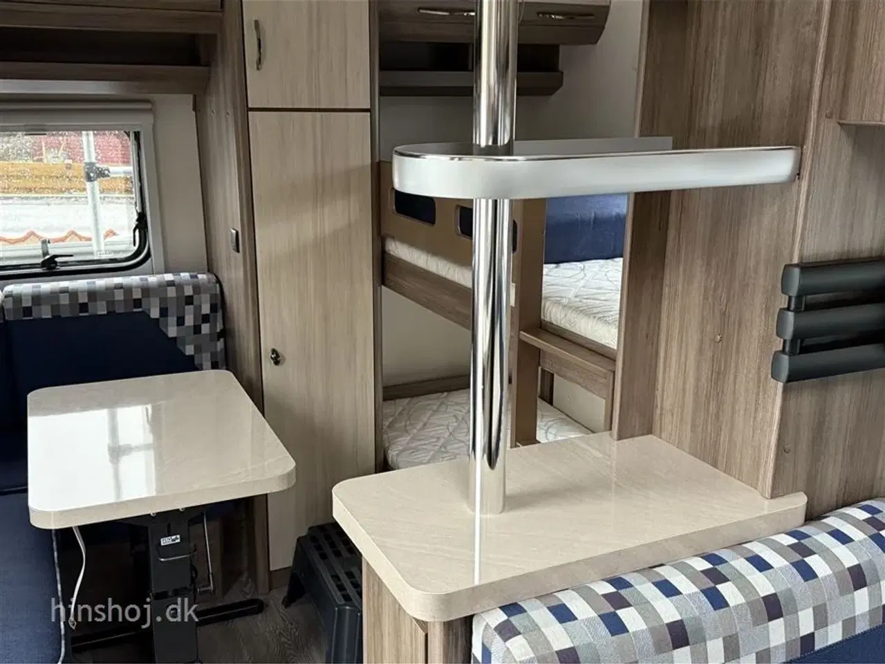 Billede 8 - 2017 - Hobby De Luxe 650 KMFe   Lækker famillie vogn med  køjevogn med dobbeltseng fra Hinshøj Caravan