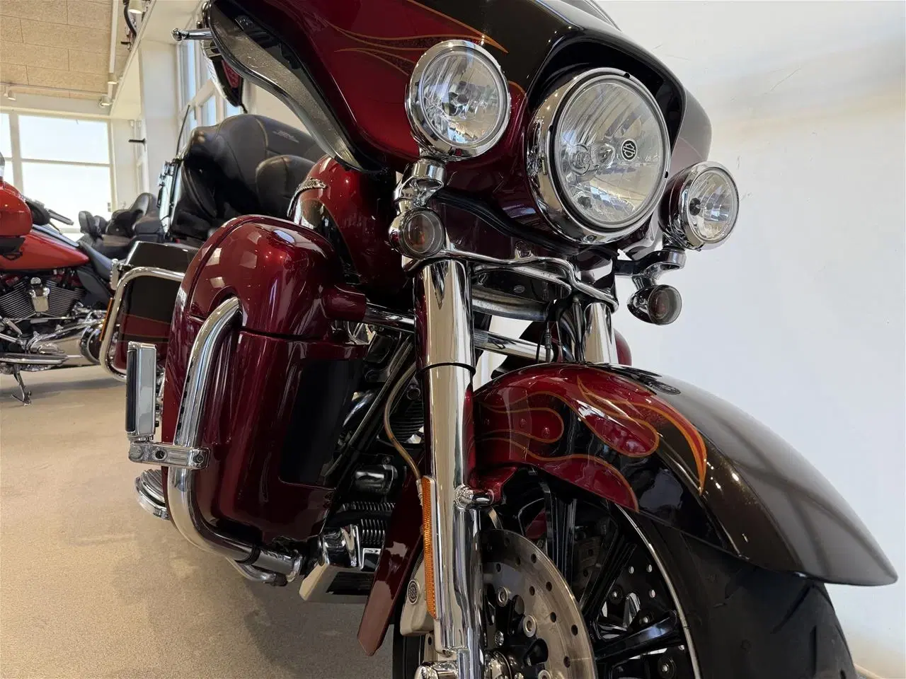 Billede 12 - Harley-Davidson FLHTCUSE Electra Glide Ultra Classic CVO 110"
