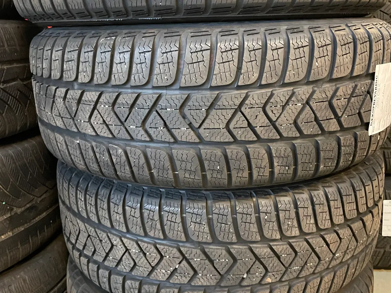 Billede 3 - 17 Seat Ateca 215/55r17 Ref.P6 vinter