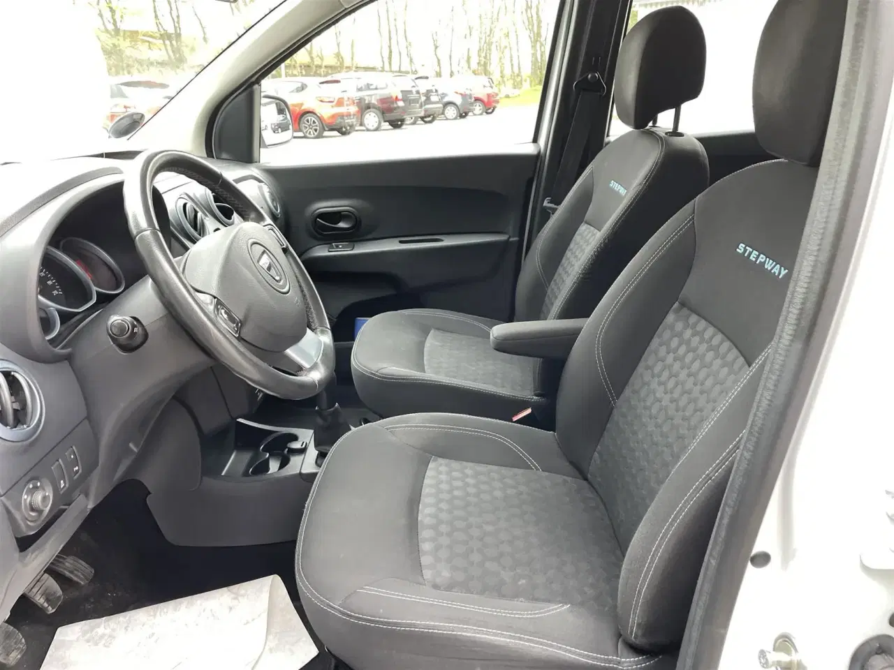 Billede 7 - Dacia Lodgy 7 Sæder 1,5 DCi Stepway Prestige Start/Stop 90HK