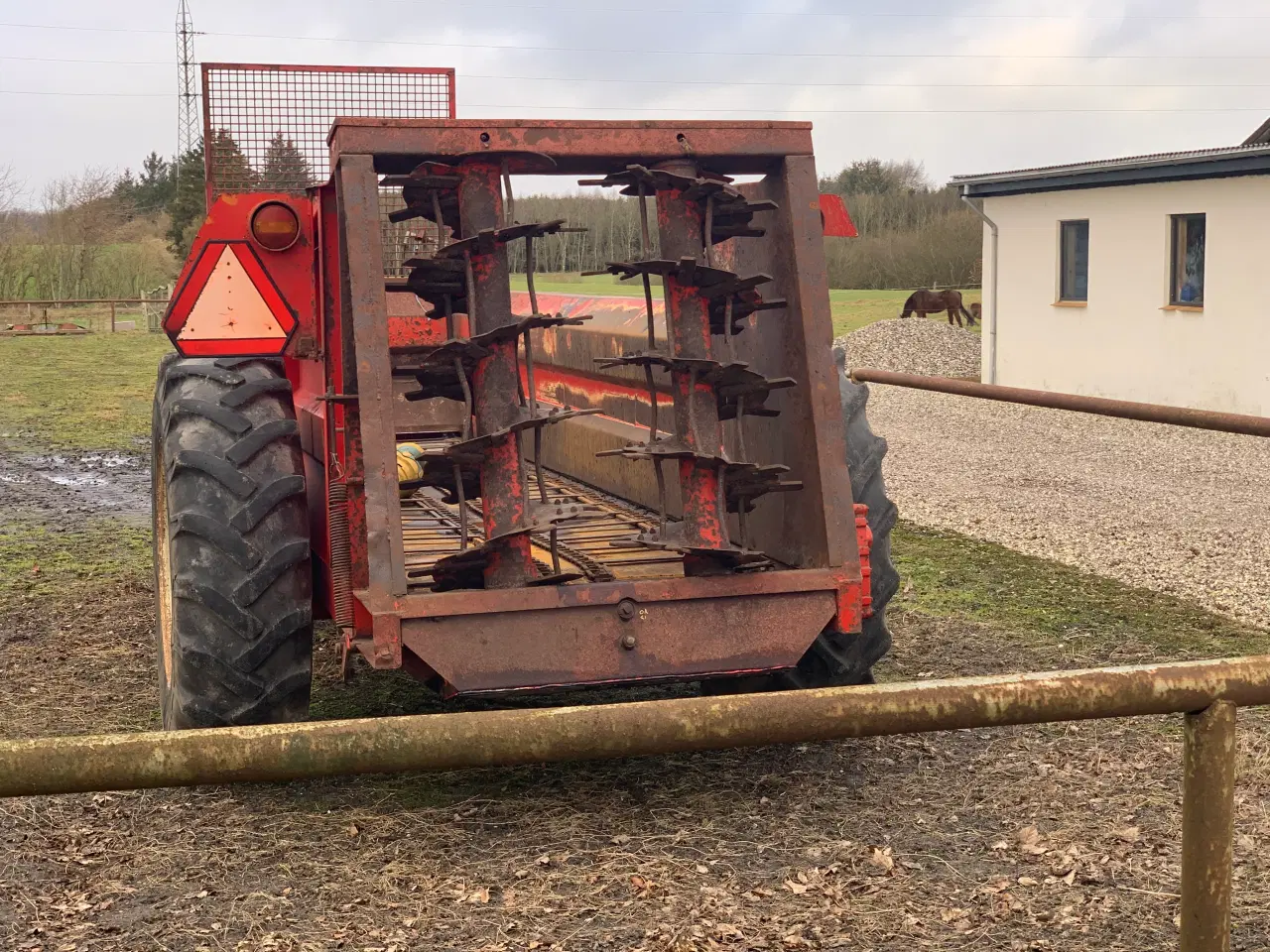 Billede 2 - Møgspreder med lodrette valser