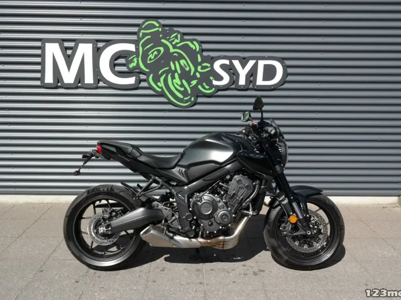Billede 1 - Honda CB 650 R MC-SYD       BYTTER GERNE
