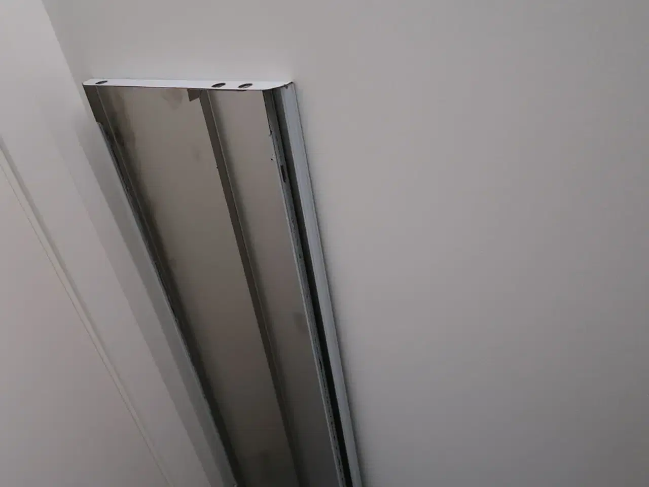 Billede 5 - Bord samt reol m.m.