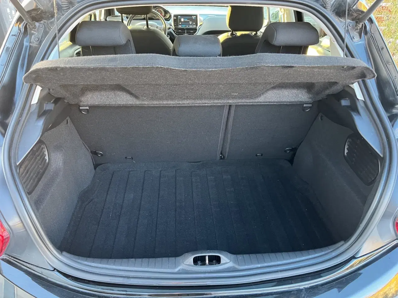 Billede 17 - Peugeot 208 1,6 BlueHDi 100 Desire Sky